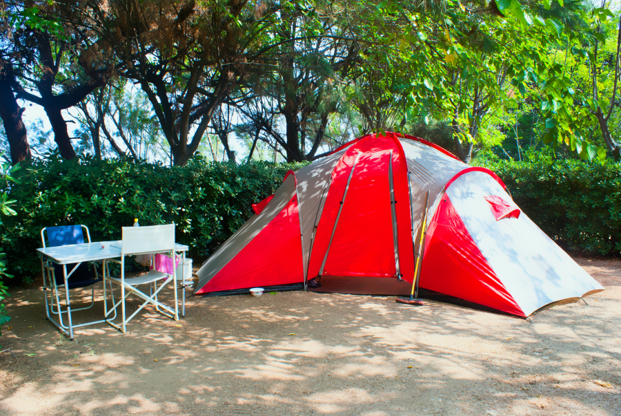 Hoe vind ik een campinghuisvesting in Fréjus?